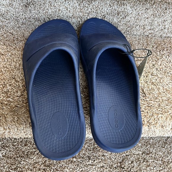 OOFOS Unisex Blue Recovery Comfort Slides Sandals. main image 11